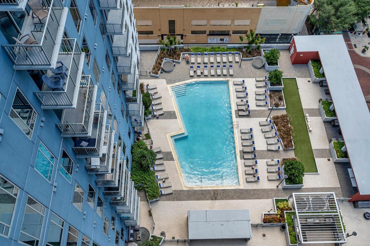 Luxury 1 Bedroom With Den Downtown Tampa Apt - City Views, Rooftop Pool, Workspace ภายนอก รูปภาพ