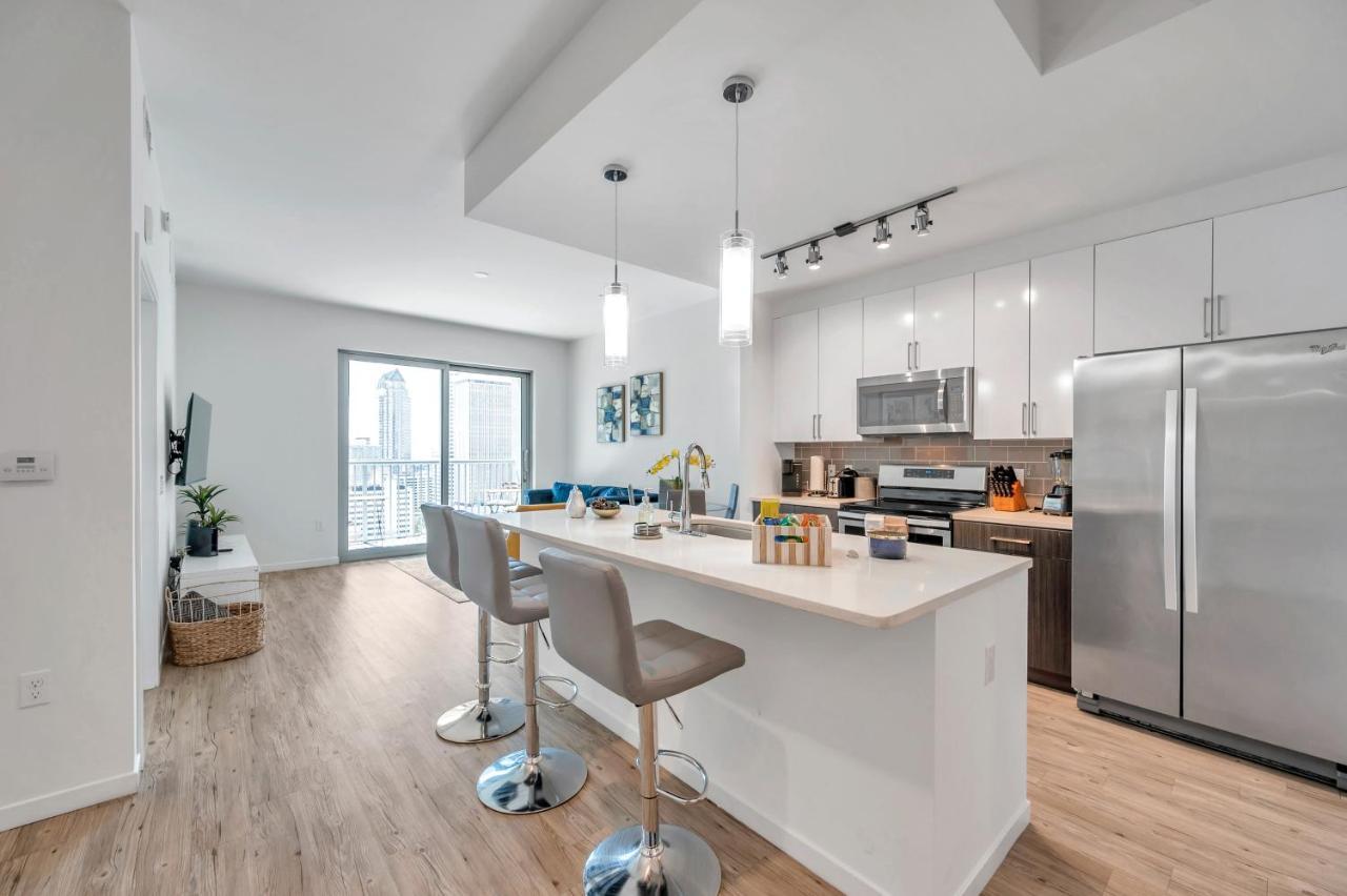 Luxury 1 Bedroom With Den Downtown Tampa Apt - City Views, Rooftop Pool, Workspace ภายนอก รูปภาพ