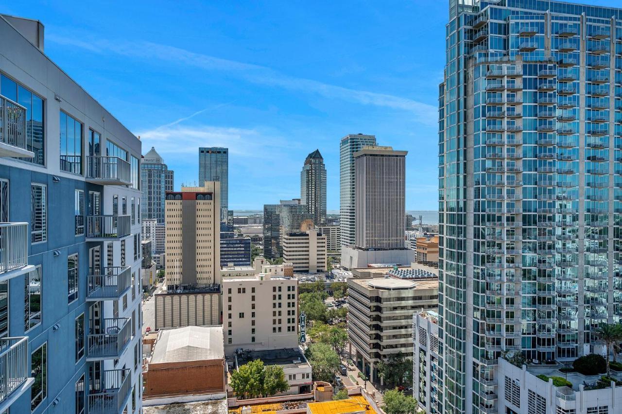Luxury 1 Bedroom With Den Downtown Tampa Apt - City Views, Rooftop Pool, Workspace ภายนอก รูปภาพ