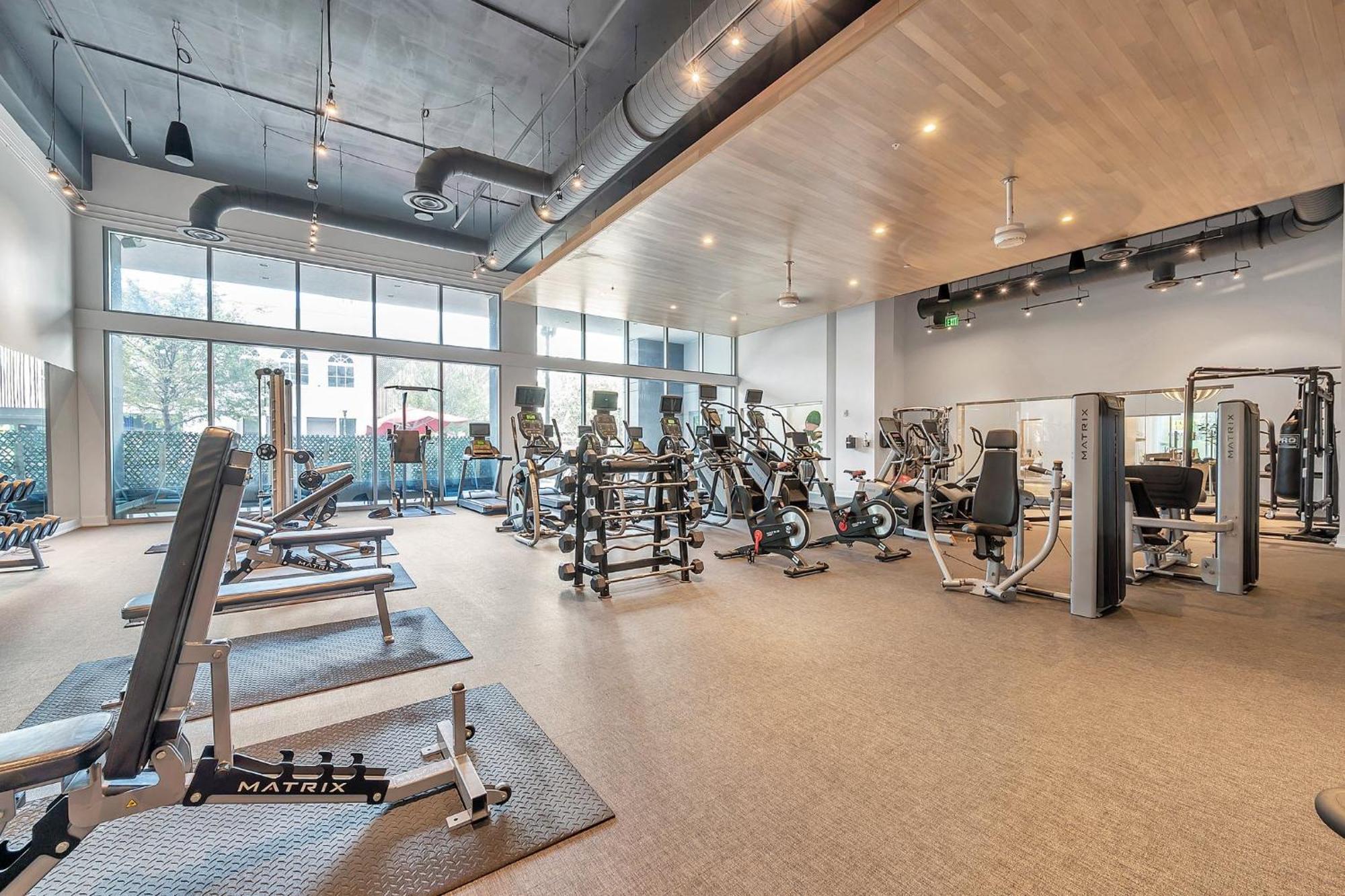 Luxury 1 Bedroom With Den Downtown Tampa Apt - City Views, Rooftop Pool, Workspace ภายนอก รูปภาพ