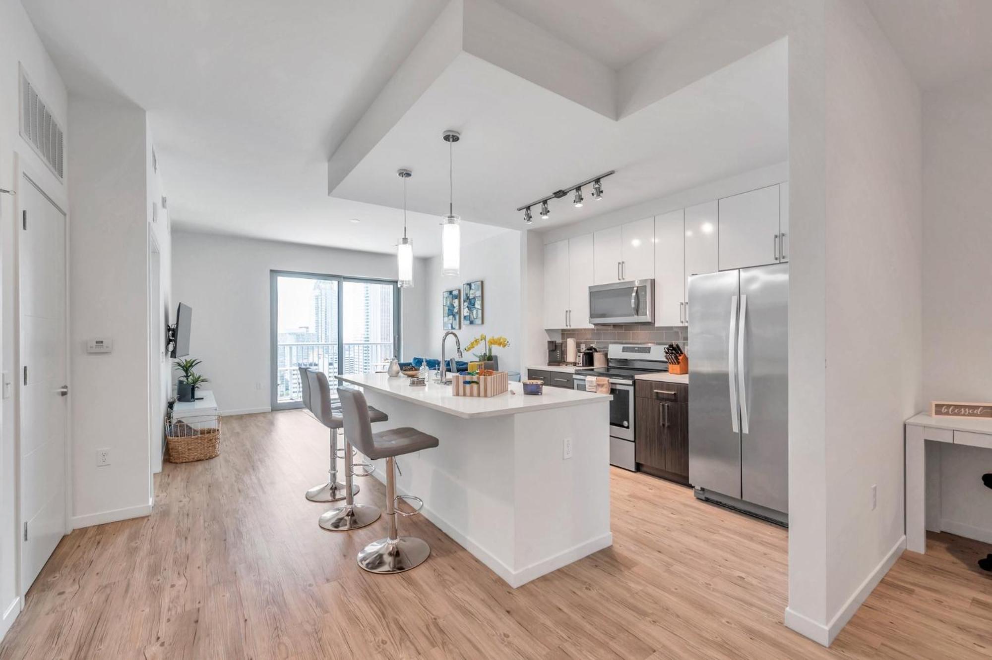 Luxury 1 Bedroom With Den Downtown Tampa Apt - City Views, Rooftop Pool, Workspace ภายนอก รูปภาพ